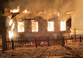 Fire after a Russian drone attack in the Novgorod-Seversky district of the Chernihiv region 