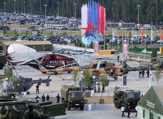 Открытие форума «Армия-2015» в парке «Патриот». Кубинка, 16 июня 2015 года