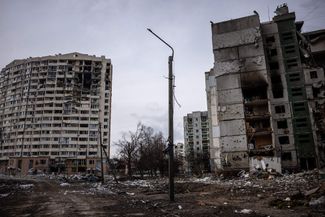 Chernihiv buildings after a round of shelling. March 4, 2022