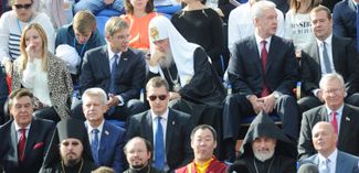 Празднование Дня города в Москве. Слева направо: Нил Ушаков, Патриарх Кирилл, Сергей Собянин и Дмитрий Медведев. 6 сентября 2014-го
