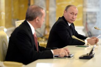 Президент Турции Реджеп Тайип Эрдоган и президент России Владимир Путин во время пресс-конференции по итогам российско-турецких переговоров. Санкт-Петербург, 9 августа 2016 года