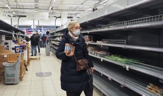 A clearance sale at Prisma, a Finnish supermarket, after the company decided to stop operating in Russia. St. Petersburg, March 12, 2022