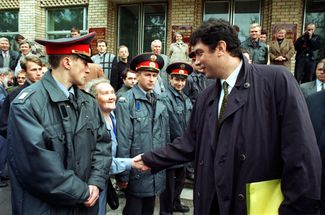 Boris Nemtsov as deputy prime minister during a working visit to Samara, May 1997.