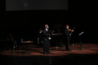 Джон Малкович в постановке «Музыкальный критик». Стамбул, 13 марта 2020 года