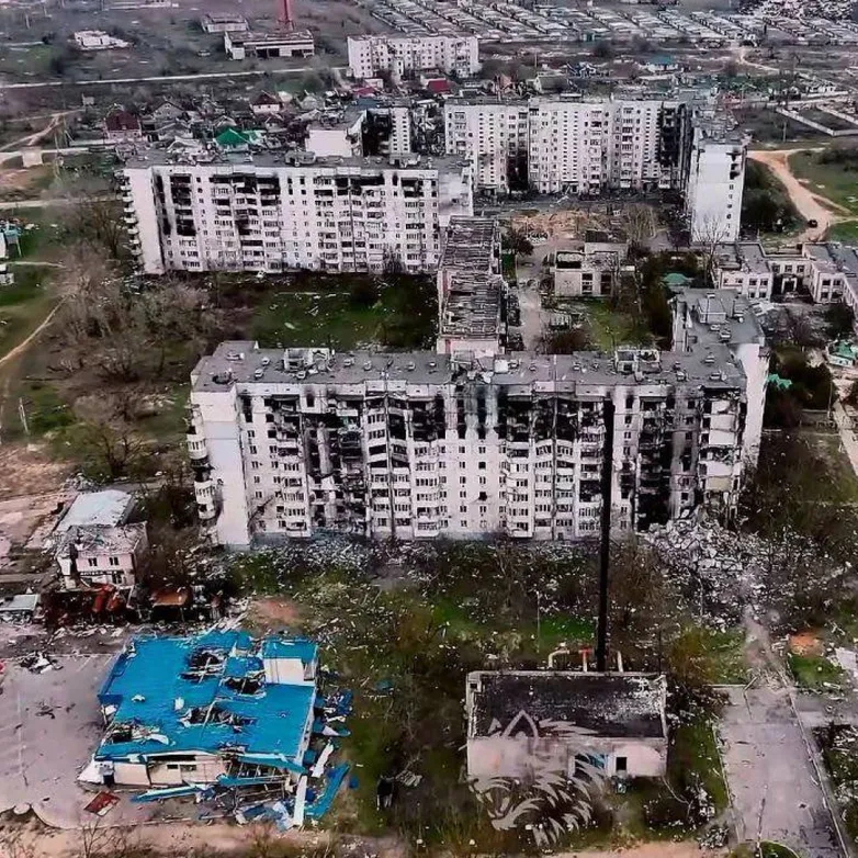 Trapped without food, electricity, or medicine, civilians in occupied Oleshky finally have a chance to escape. But even those wishing to go to Ukraine will reportedly be taken to Russia first.