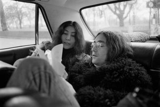 Йоко Оно и Джон Леннон. Декабрь 1968 года