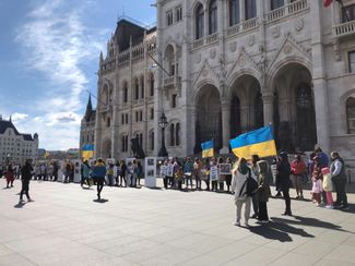 Митинг в поддержку Украины в Будапеште