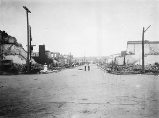 Последствия погрома 31 мая — 1 июня 1921 года в Талсе, штат Оклахома.