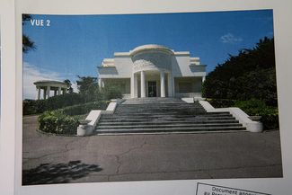 Photos from the Anglet municipality of the villa “Souzanna” before renovations