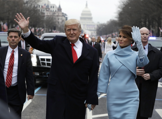 Дональд и Мелания Трамп на инаугурационном параде