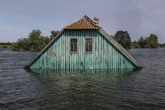 A house in the village of Sadove near the mouth of the Inhulets River, the Dnipro’s right tributary. The village is under Ukrainian control. June 8, 2023. 
