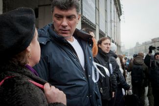 Opposition politician Boris Nemtsov taking part in the “White Ring” protest