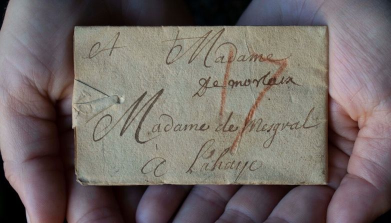 na zenit arene proshel pervyj match