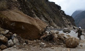 Последствия непальского землетрясения в Тибете