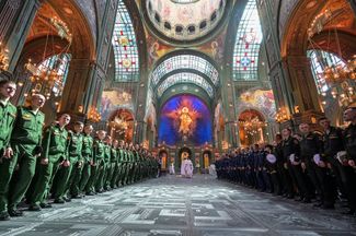 Служба в храме Вооруженных сил в подмосковной Кубинке в годовщину его освящения. 13 июня 2021 года