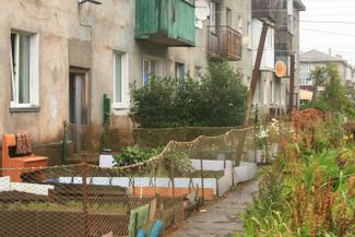 Some Ozernovsky residents have mini-gardens right in front of their homes