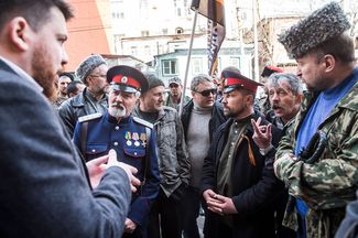 Пока Навальный отбывал 15 суток за сопротивление при задержании, его заменял Леонид Волков. Ростов, 8 апреля 2017 года