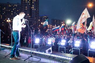 The first protest after Boris Nemtsov was murdered in February 2015 and the opposition lost in Kostroma. From the stage, Navalny spoke about patience: “We are few, but our children and our grandchildren will hold us up as an example!” September 20, 2015.