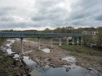 The exclusive second pedestrian bridge between Narva and Ivangorod will also be closed in 2022