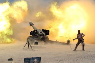 <br>Иракская артиллерия наносит удар по позициям ИГ в Эль-Фаллудже, 29 мая
