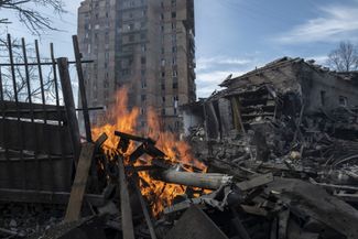 Пожар после обстрела Константиновки