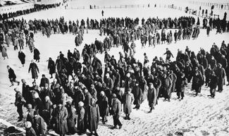 Немецкие военнопленные под Сталинградом. 1943 год