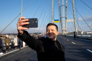 Volodymyr Zelensky at the opening of a new bridge in Zaporizhzhia, January 22