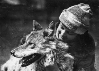 Vera Chaplina with Argo the wolf. May 13, 1927