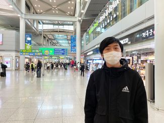 Владимир в аэропорту Инчхона в Южной Корее. 18 января 2023 года