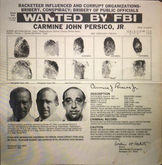 Плакат ФБР с ориентировкой на Кармине Персико, тогдашнего главу клана Коломбо. 17 января 1985 года