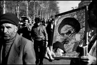 Portrait of the Leader of the Islamic Revolution, Ayatollah Ruhollah Khomeini. Tehran