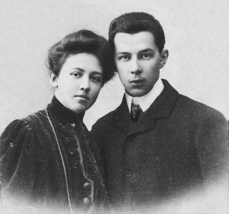 Lydia Chaplina and her husband, Vasily Kutyrinym, 1906-1907