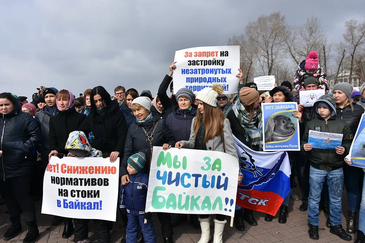 Ксенофобия под видом экологии Как китайский завод на Байкале по розливу  питьевой воды стал объектом всеобщей ненависти — Meduza