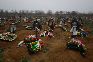 Херсонское кладбище: могилы жителей города, появившиеся во время российской оккупации