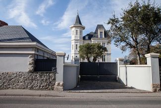 The villa in Biarritz owned by Kirill Shamalov, Vladimir Putin’s alleged son-in-law, according to Reuters, spring 2017.