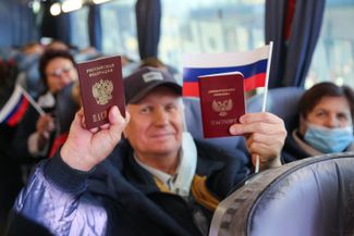 Having received their Russian passports, brand new citizens were able to vote in the elections to the State Duma right away