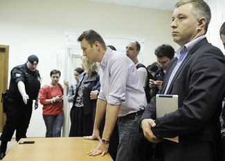 Алексей Навальный и Алексей Лисовенко в мировом суде