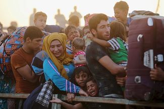 Жители Рамади покидают город перед приходом бойцов ИГ