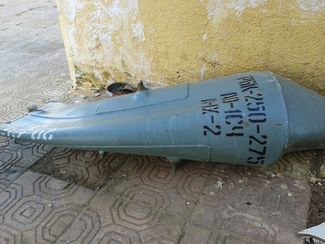 Фрагменты разовой бомбовой кассеты РБК-250-275 АО-1сч на месте авиаудара в Дэир Джемале 28 февраля 2013 года