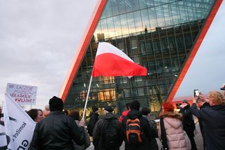 Митинг протеста против смены руководства Музея Второй мировой, Гданьск, 5 апреля 2017 года