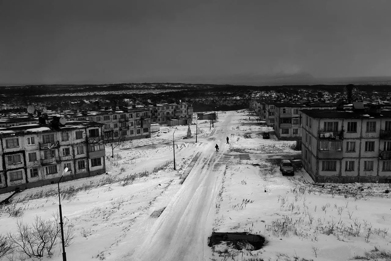 Город-призрак на Курилах Жизнь военного городка на острове Итуруп.  Фотоистория Олега Климова — Meduza