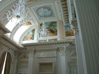 Внутреннее убранство дворца. Фото, распространившееся в интернете в 2011 году