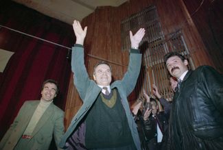 Khasbulatov at a congress of the Union of Peoples for the Liberation of the Republic in Grozny. September 30, 1995