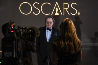 Гари Олдман — номинант на «Оскар» за лучшую мужскую роль («Манк»)