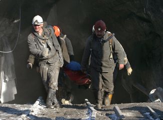 The previous accident at the Listvyazhnaya coal mine in the town of Belovo, Kemerovo region. October 28, 2004. 