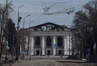 Театр драмы после бомбежки. 3 апреля 2022