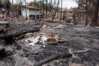 Сожженная деревня в штате Ракхайн в Мьянме, 31 августа 2017 года