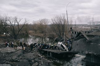 Из серии «Война в Украине». Ирпень, Киевская область. Март 2022 года