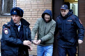 Кирилл Кузьминкин возле суда. 2 ноября 2018 года