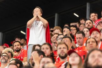 For the first time in history, all four candidates reach the semi-finals at the same time. New controversy about arbitration: Should the goal be disallowed because of the spider camera? What’s in the World Cup? Too short
